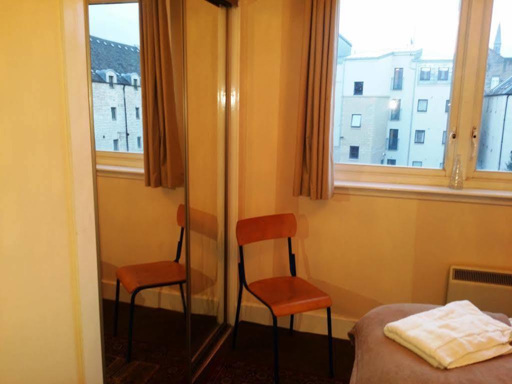 Edinburgh City Center Coady Apartment Sleeps 5 Free Car Park Space Extérieur photo